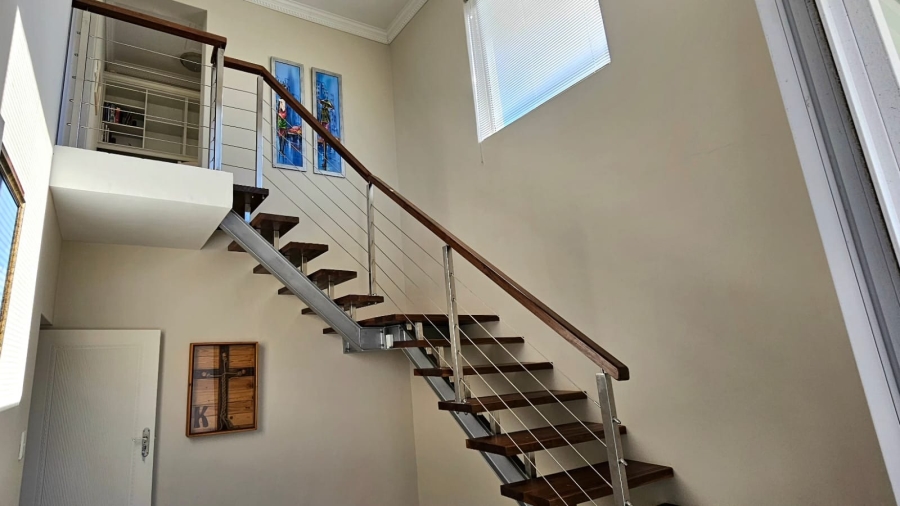 3 Bedroom Property for Sale in Franskraal Western Cape
